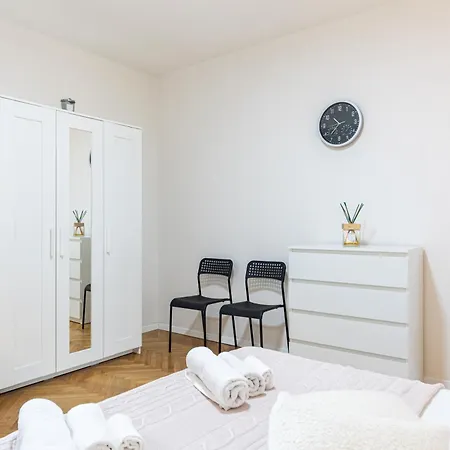 アパート Tranquil Retreat W/ Balcony Sea View & Workspace スプリト