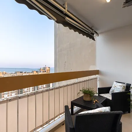 Tranquil Retreat W/ Balcony Sea View & Workspace 斯普利特
